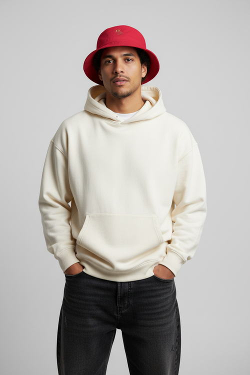 Bob rouge PZ Prestige porté par un mannequin homme